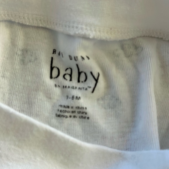 Rae Dunn baby set with head band/tie - Picture 3 of 4